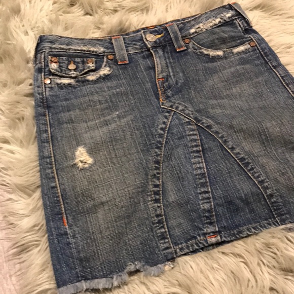True Religion jean skirt size 28 length 17inch - Picture 2 of 5